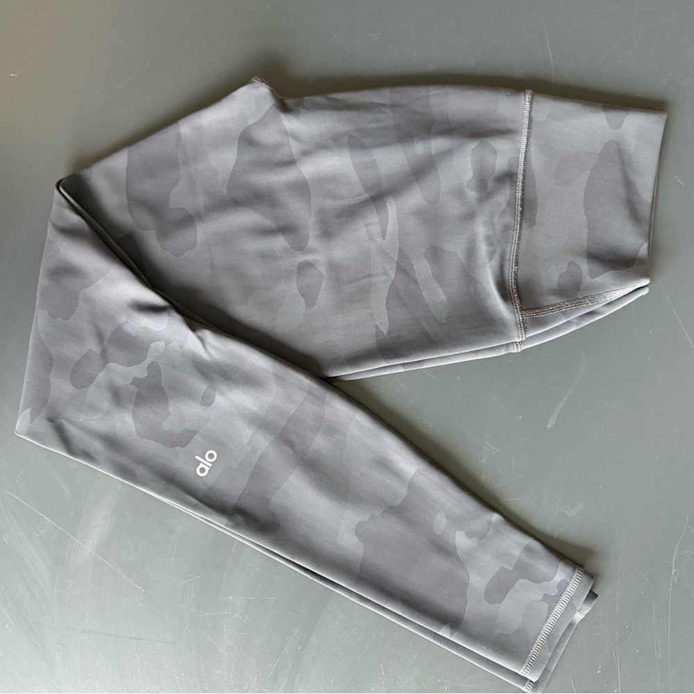 ALO Yoga Camo Leggings